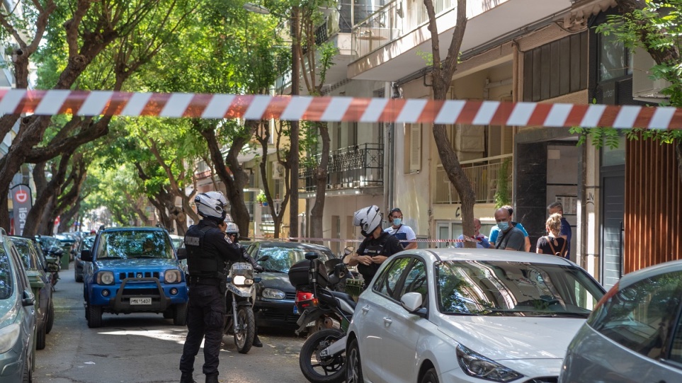 Θεσσαλονίκη – Στον εισαγγελέα ο 56χρονος που πυροβόλησε και σκότωσε την πρώην σύζυγό του