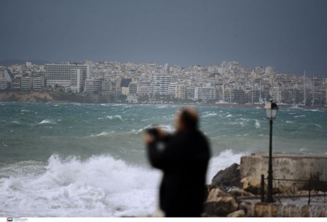 Καιρός: Ραγδαία επιδείνωση με βροχές και καταιγίδες