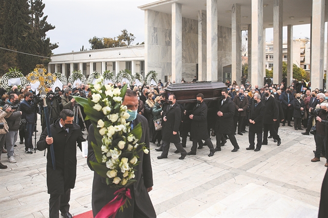 Τελευταίος αποχαιρετισμός στον Δημήτρη Τσοβόλα