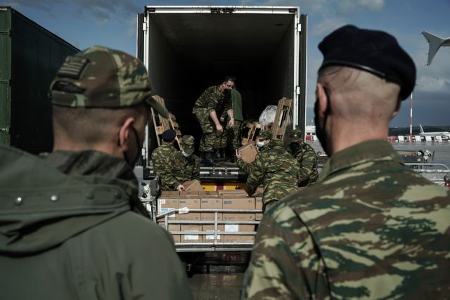 Δημοσκόπηση: Τι λένε οι πολίτες για την αποστολή ελληνικών όπλων στην Ουκρανία