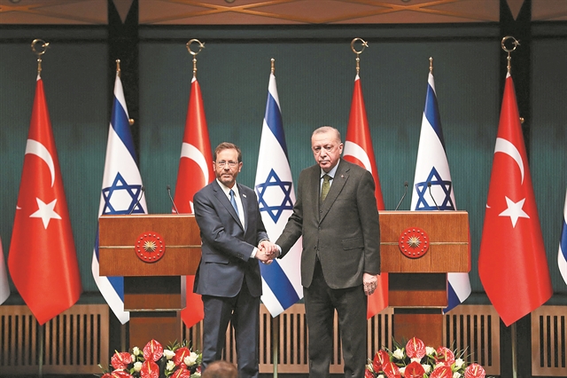 Δίνουν (επισήμως) τα χέρια Τουρκία και Ισραήλ