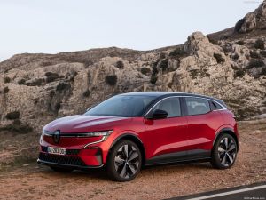 RENAULT Megane E-Tech: Πότε θα κυκλοφορήσει στην αγορά το νέο ηλεκτρικό μοντέλο