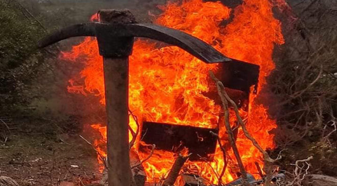 Απειλούσαν επιχειρηματίες ότι θα τους κάψουν