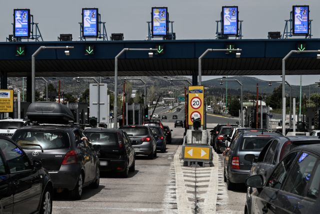 Κίνηση στους δρόμους: Με προβλήματα η μεγάλη επιστροφή των Αθηναίων