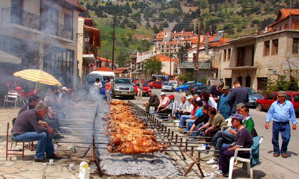 Τσιμπημένες οι τιμές για τις πασχαλινές διακοπές