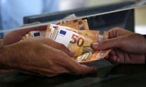 Ερχεται η τριπλή αύξηση στις συντάξεις