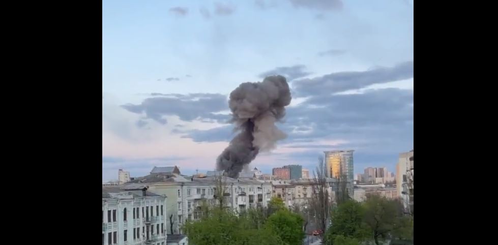 Νέες εκρήξεις στο Κίεβο κατά την επίσκεψη Γκουτέρες