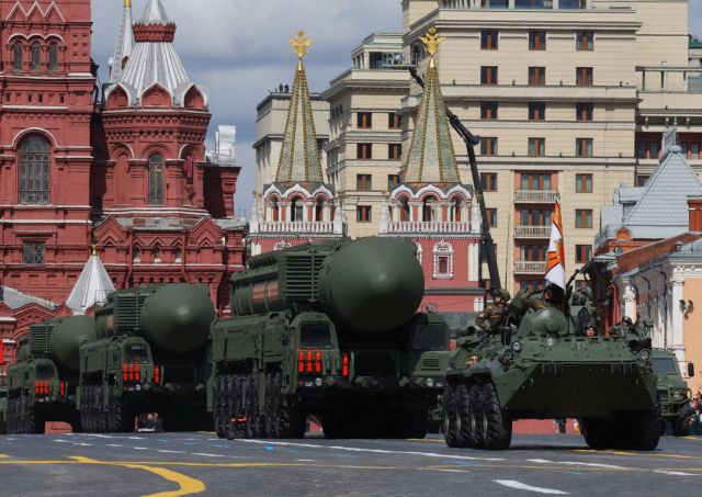 Πόλεμος στην Ουκρανία: Μόνο τότε η Ρωσία θα χρησιμοποιήσει πυρηνικά όπλα