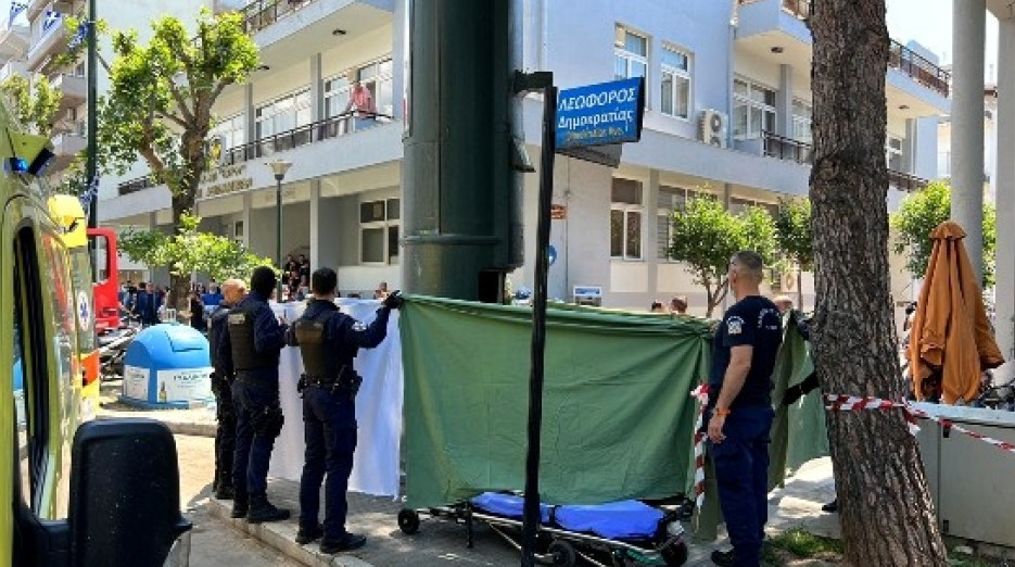 Αλεξανδρούπολη: Αστεγος έψαχνε στα σκουπίδια και τον διαμέλισε ο ρομποτικός κάδος