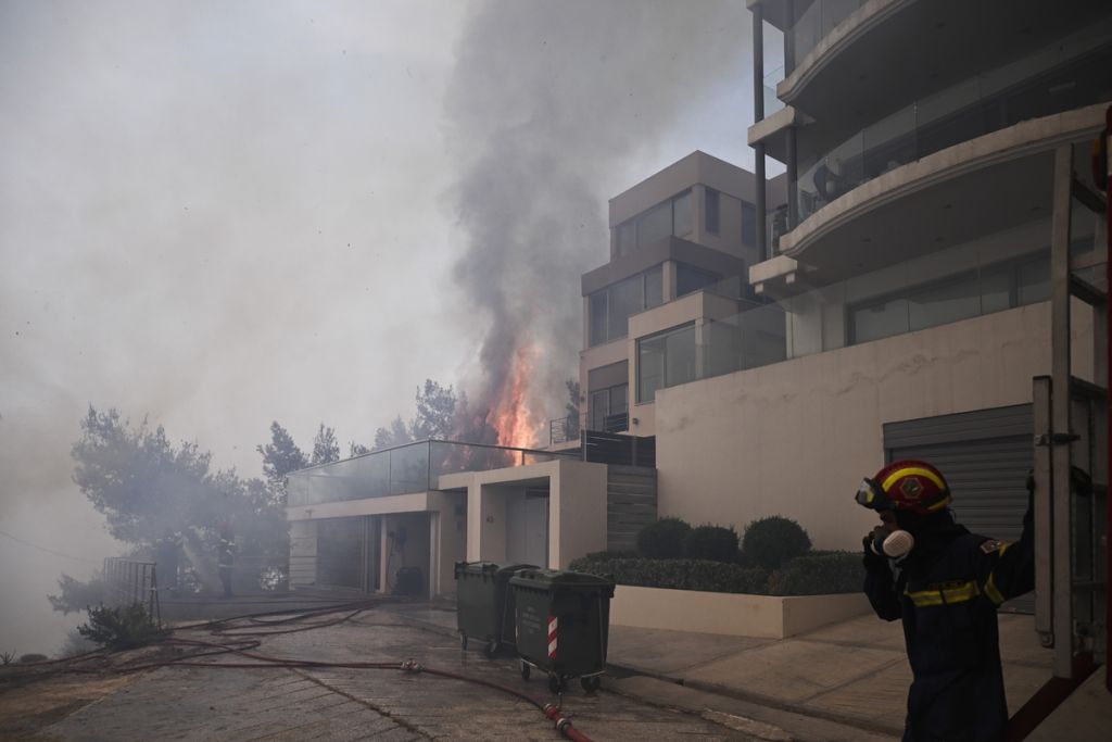 Σε επιφυλακή το «Ασκληπιείο Βούλας»