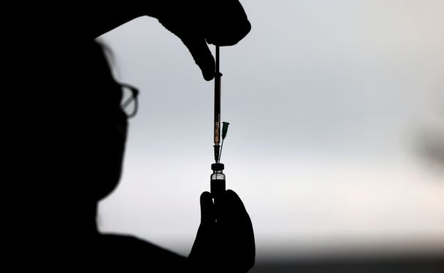 Κοροναϊός: Εκτακτη ενημέρωση στις 6 μ.μ. για τον εμβολιασμό
