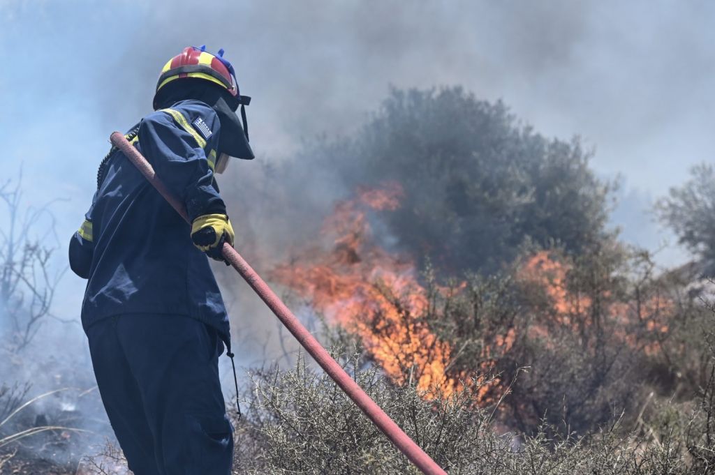 Νέο μέτωπο κοντά στην Κερατέα