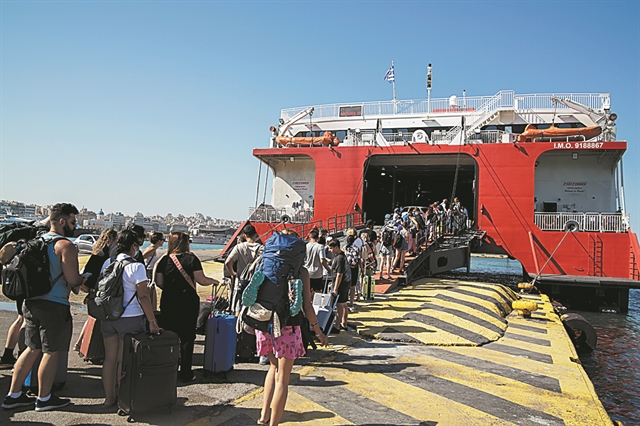 Ζητά την απελευθέρωση των ναυτικών