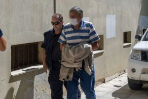 Χαμός στον αέρα με τον δικηγόρο του αντιδημάρχου Ζίτσας: «Δεν θα μας βγάλετε τρελούς»