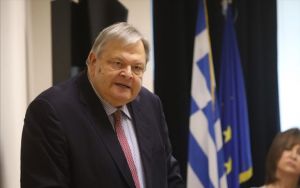 Επίθεση Βενιζέλου στον Μητσοτάκη για τις υποκλοπές