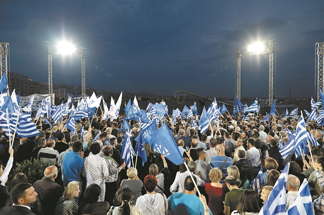 Τα ατού Μητσοτάκη και Τσίπρα