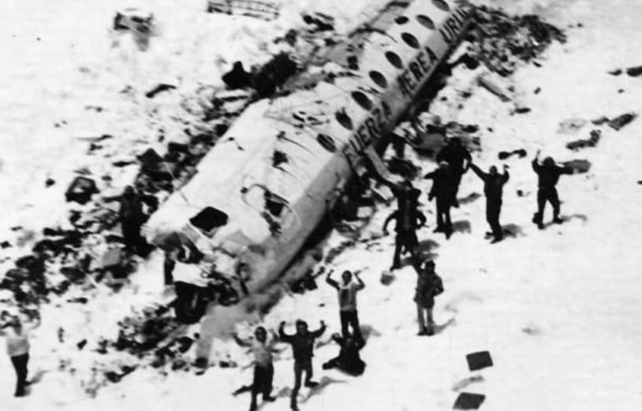 50 χρόνια από την τραγωδία στις Ανδεις: Το αεροπορικό δυστύχημα που συγκλόνισε τον κόσμο