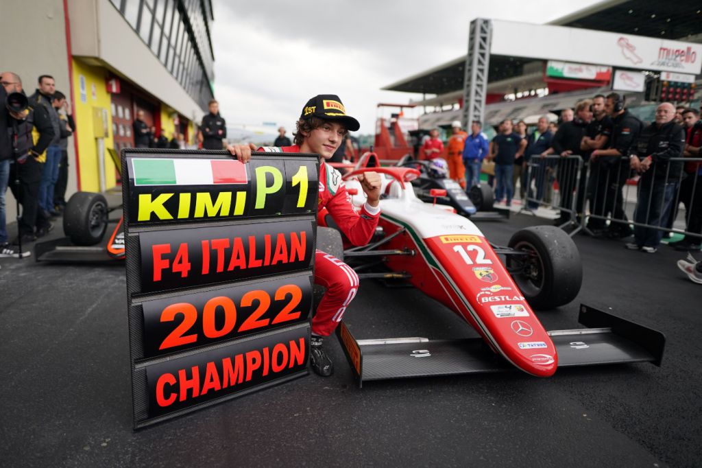 Αντρέα Αντονέλι: Ένα νέο αστέρι ετοιμάζεται για να μπει στον κόσμο της Formula1