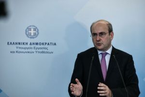 Χατζηδάκης: Τον Ιανουάριο θα καταβληθούν οι αυξήσεις στις συντάξεις