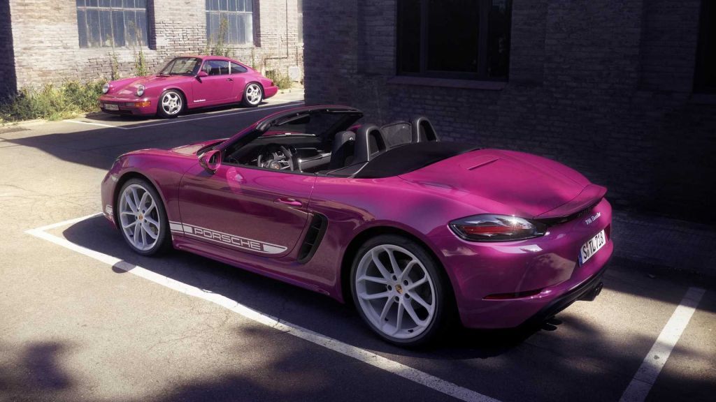 Porsche: Θα λανσάρει μοντέλο σε ροζ χρώμα
