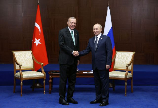 «Παζάρι» Ερντογάν και Πούτιν για την εξαγωγή των σιτηρών
