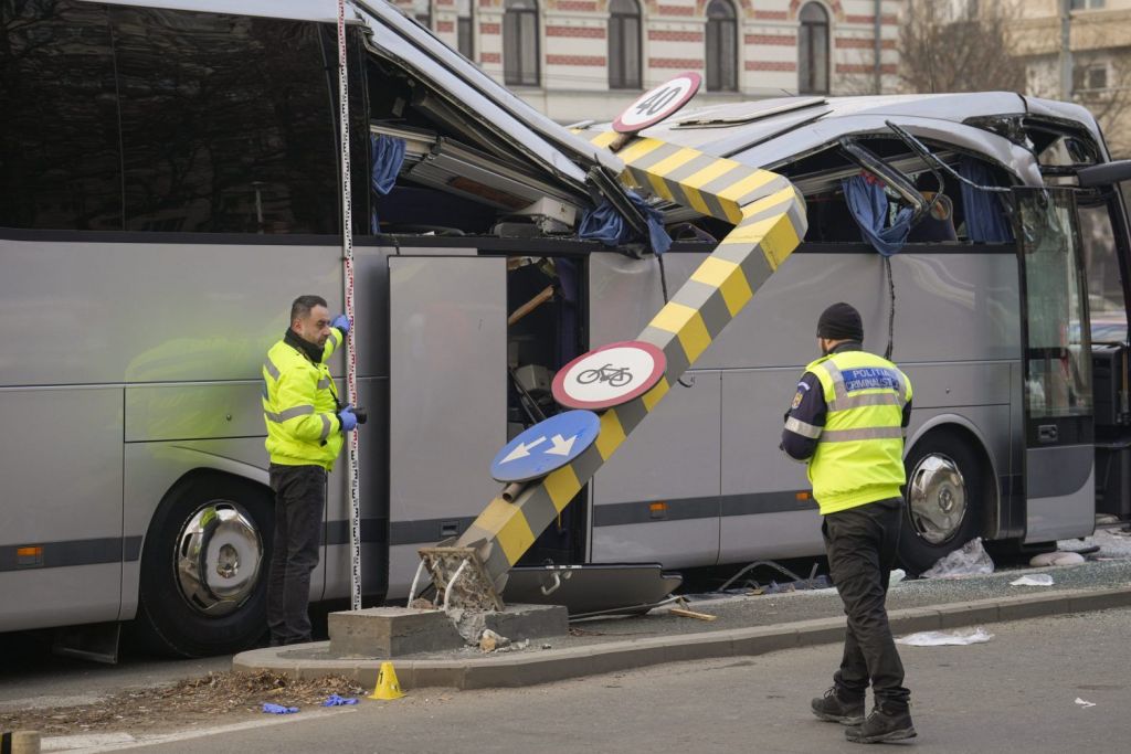 Τα ερωτήματα πίσω από την τραγωδία με το πούλμαν – Γιατί δεν υπήρχαν δύο οδηγοί