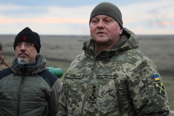 «Οι Ρώσοι εκπαιδεύουν 200.000 νέους στρατιώτες για να καταλάβουν το Κίεβο»