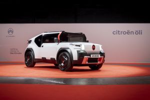 Citroen: Βήμα στο μέλλον της ηλεκτροκίνησης στην έκθεση Rétromobile