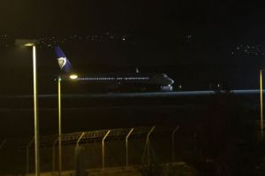 «Ελ. Βενιζέλος»: Εκκενώνεται το Boeing 737 της Ryanair