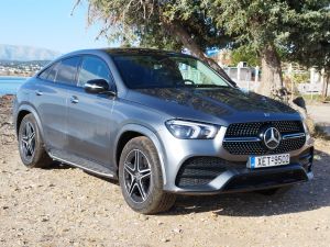 Mercedes-Benz GLE 300d: Με υβριδικό πλεόνασμα