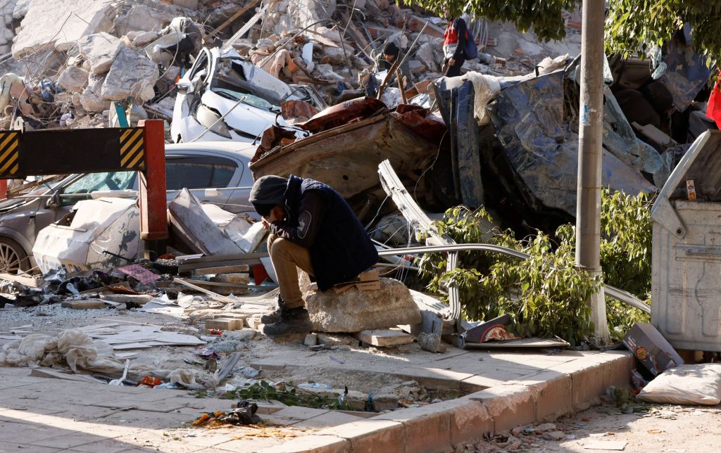 Σεισμός στην Τουρκία: «Πού είναι το κράτος εδώ και δύο ημέρες;»
