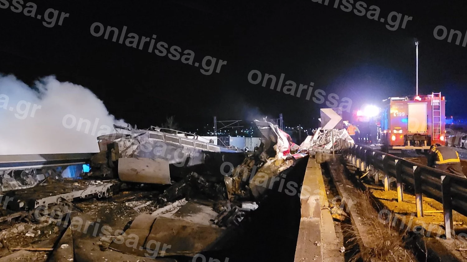 Σοκαριστικά βίντεο και μαρτυρίες από τη σύγκρουση τρένων στα Τέμπη