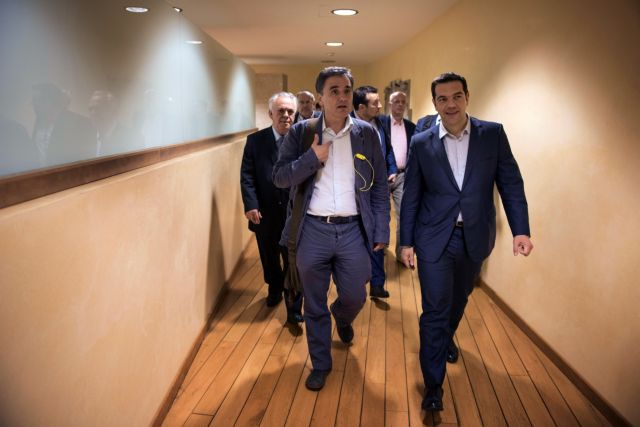 Ανοίγει «παράθυρο» για κυβέρνηση ηττημένων ο ΣΥΡΙΖΑ; – Θετικοί Δραγασάκης, Τσακαλώτος, τι λέει ο Τσίπρας