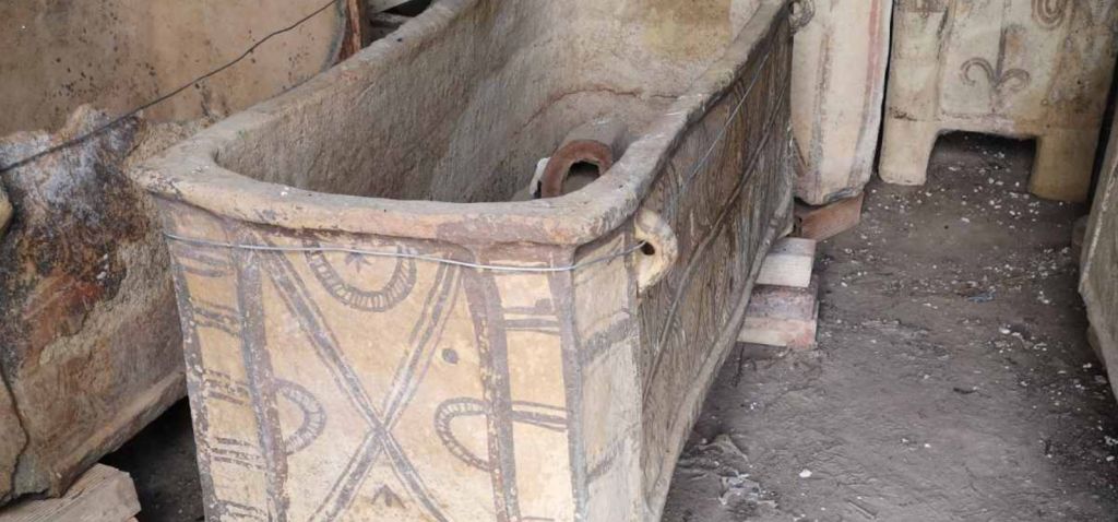 Εντοπίστηκε θησαυρός στα χέρια αρχαιοκάπηλων – Έξι συλλήψεις στην Κρήτη