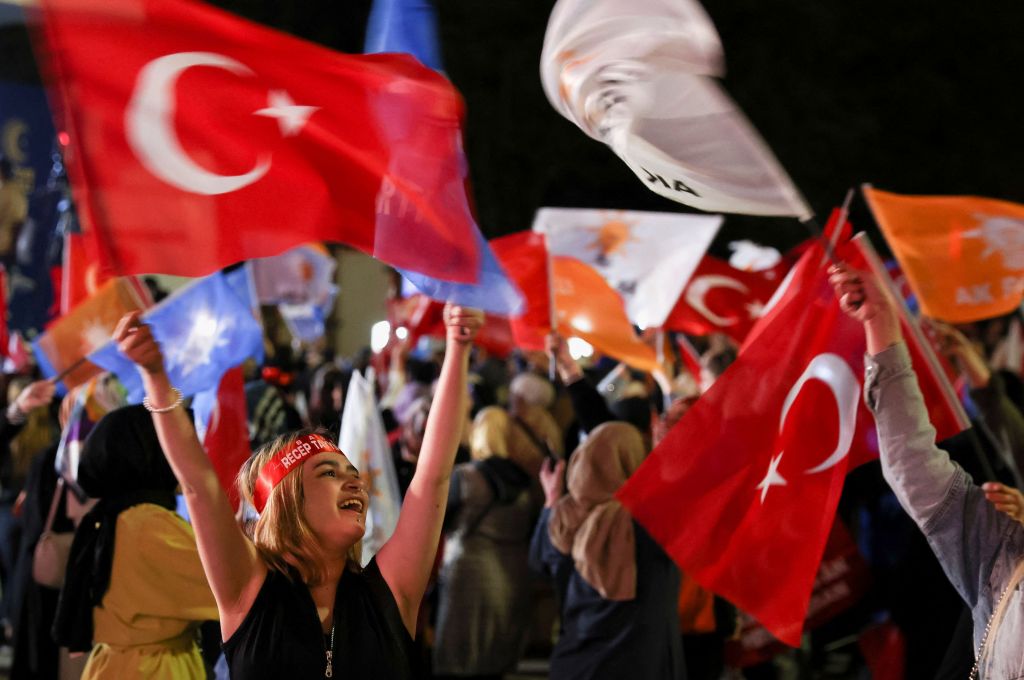 Εκλογές στην Τουρκία: Ετοιμοι να κερδίσουν στον δεύτερο γύρο δηλώνουν Ερντογάν και Κιλιτσντάρογλου