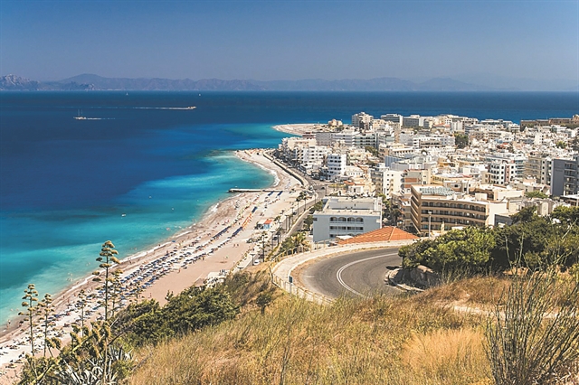 Βουτιά ανεργίας στους νέους στο Νότιο Αιγαίο