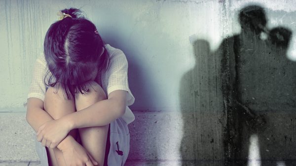 Στις φυλακές 55χρονος που κακοποιούσε σεξουαλικά ανήλικη κόρη φίλων του