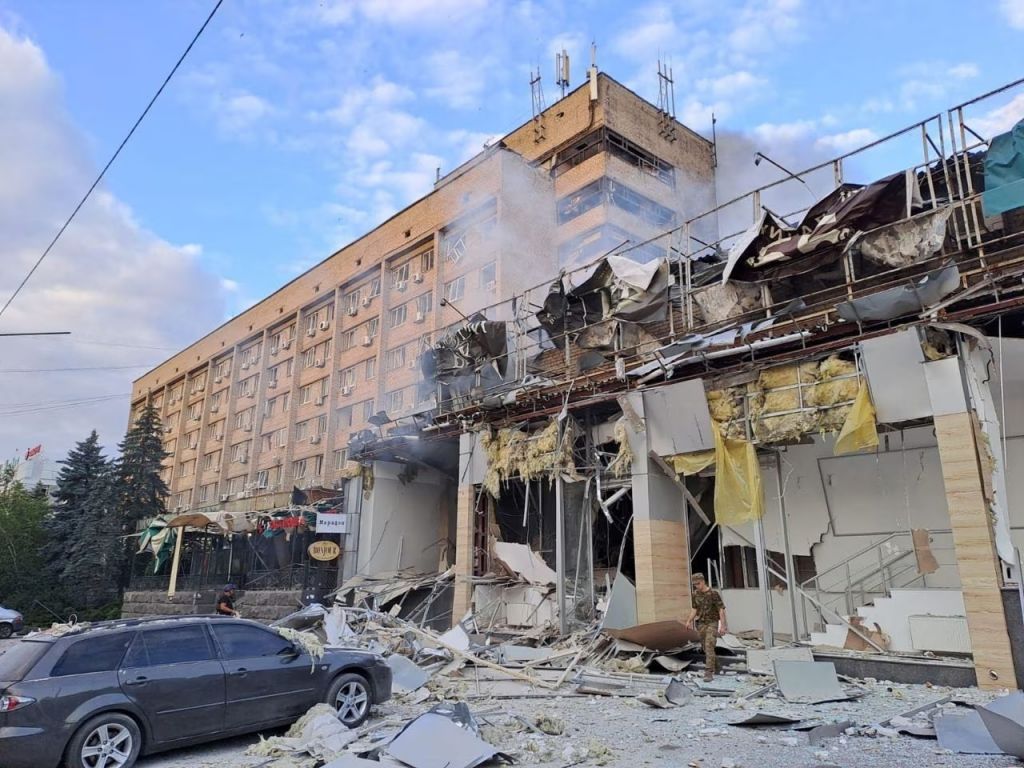 Πόλεμος στην Ουκρανία: Στους 12 οι νεκροί από την πυραυλική επίθεση στο Κραματόρσκ