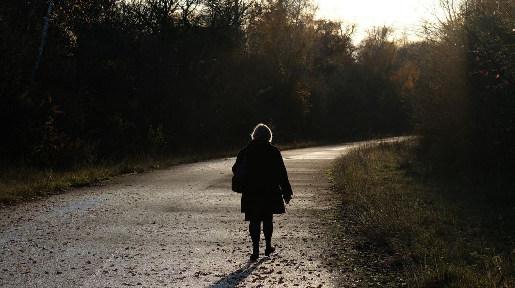 Σοκάρει η 69χρονη που επιχείρησε να βιάσει αλλοδαπός στον Ωρωπό