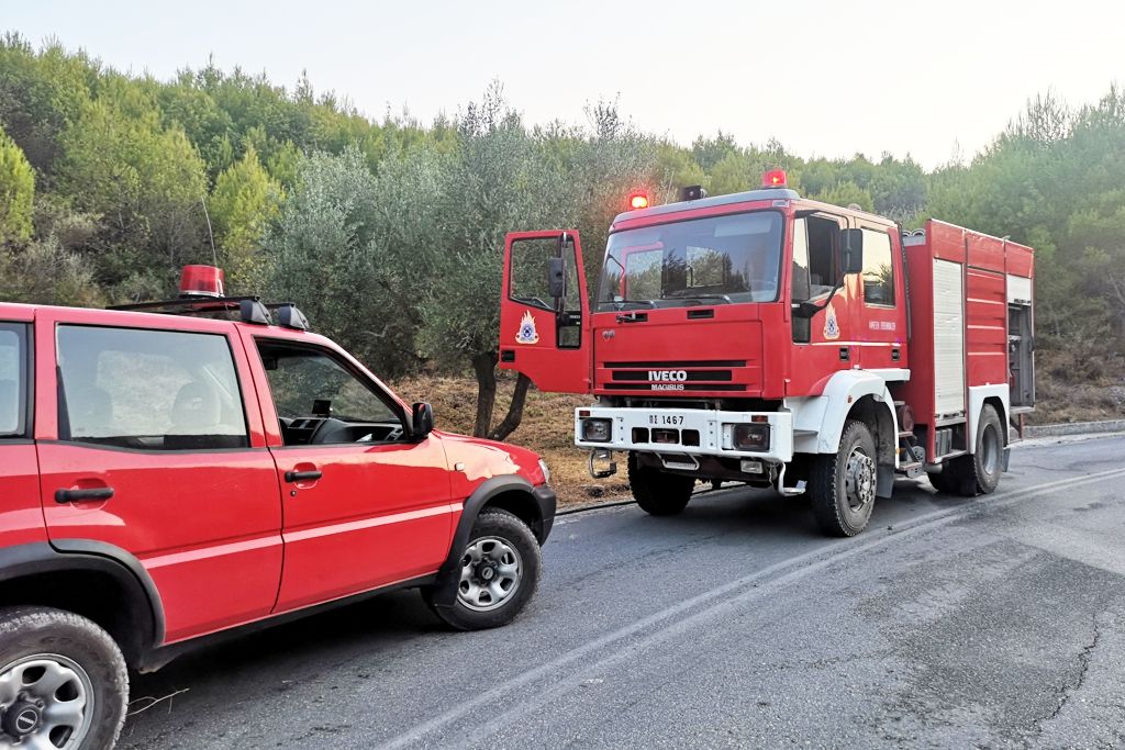 Δερβενοχώρια: Νέο πύρινο μέτωπο στον Πάνακτο Βοιωτίας