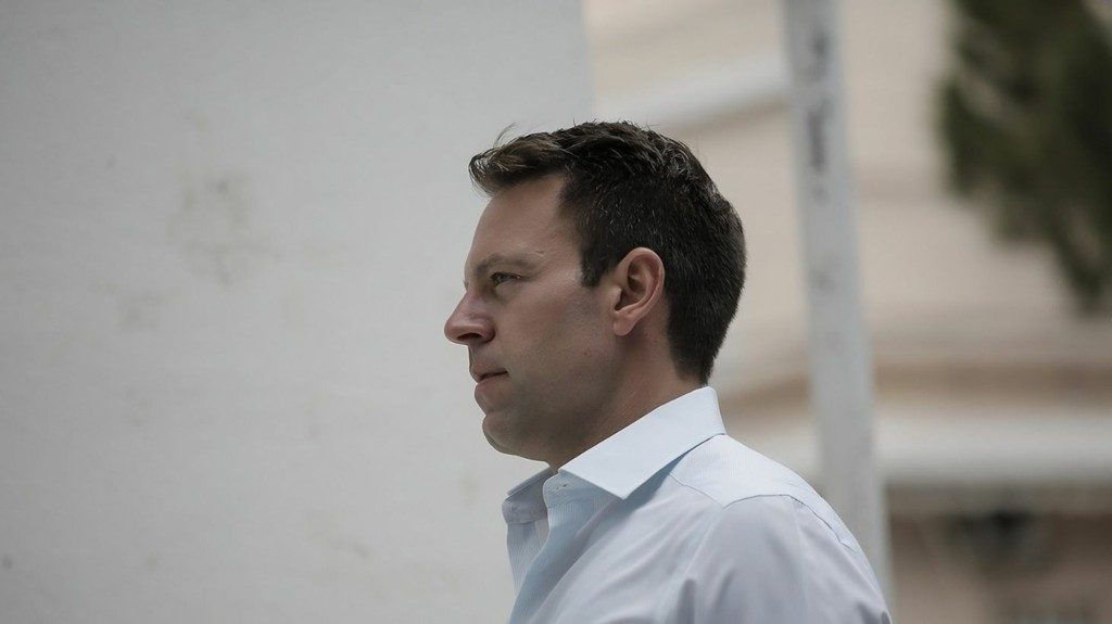 Στέφανος Κασσελάκης: Ανακοίνωσε την υποψηφιότητά του για την προεδρία του ΣΥΡΙΖΑ
