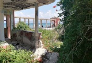 ΑΚΤΙΟΝ: Κατεδαφίζεται το θρυλικό αναψυκτήριο στην Αγία Τριάδας Θεσσαλονίκης