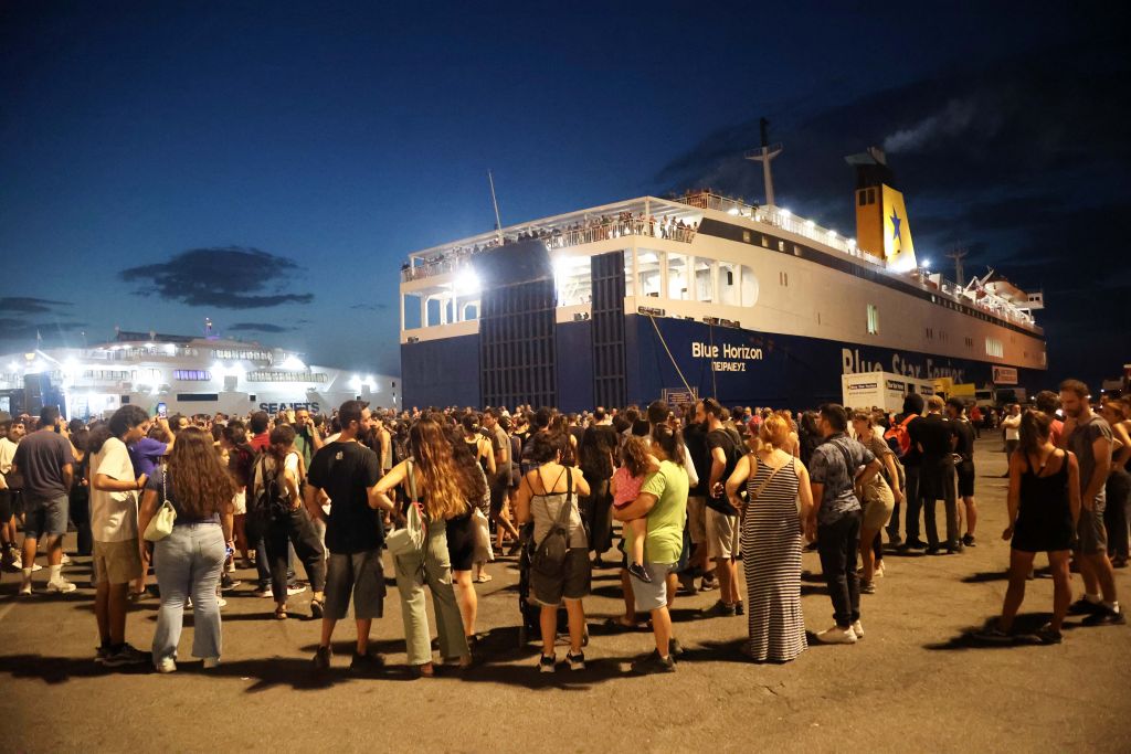 «Φωτιά» στο πολιτικό σκηνικό από τις δηλώσεις Βαρβιτσιώτη για το Blue Horizon