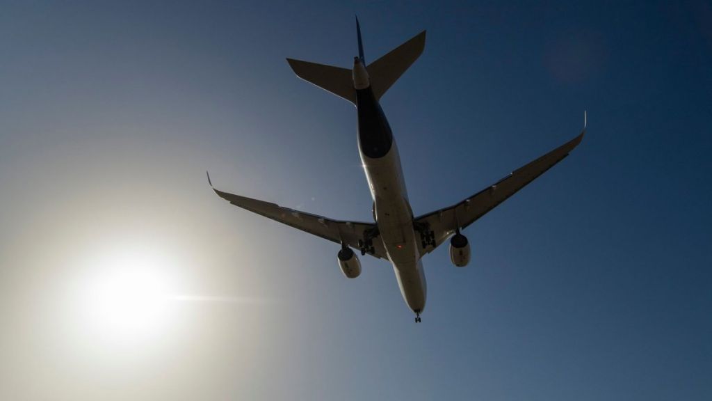 Διακοπή όλων των πτήσεων στο αεροδρόμιο του Αμβούργου – Απειλή για βόμβα