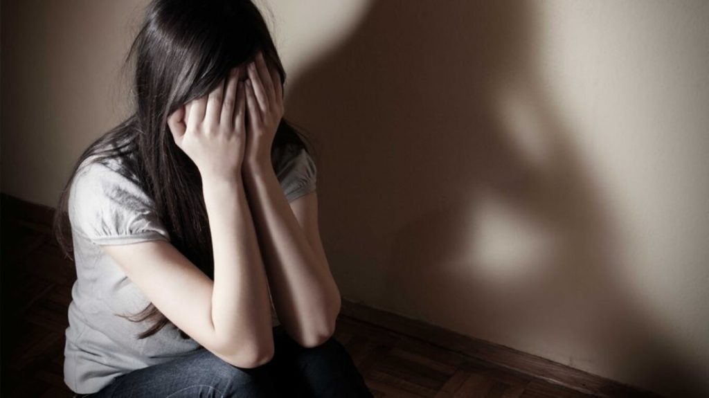 Νέο Ηράκλειο: Τρόμος για 16χρονη στην ΗΣΑΠ – Δέχτηκε σεξουαλική παρενόχληση από 20χρονο