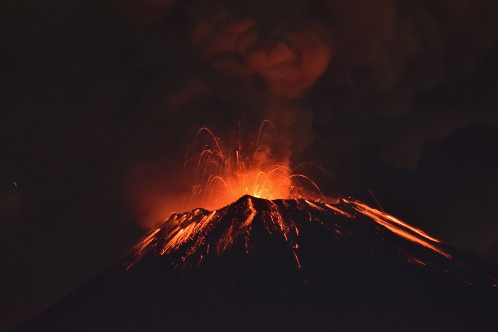 Μεξικό: Εξερράγη το ηφαίστειο Ποποκατεπέτλ – Απομακρύνονται από τις κοντινές περιοχές οι πολίτες