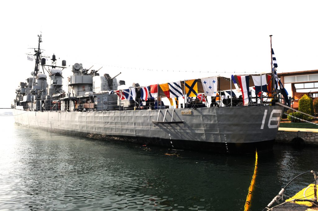 Αντιτορπιλικό «Βέλος»: Το πλοίο «σύμβολο» που «λαβώθηκε» από την κακοκαιρία – Ιστορίες από το κατάστρωμα