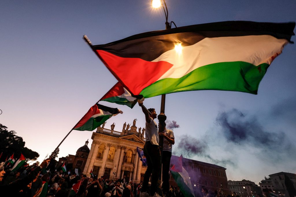 Έντονη ανησυχία Εχούντ Μπαράκ για βομβαρδισμό της Γάζας: «Σύντομα θα χάσουμε την υποστήριξη του κόσμου»