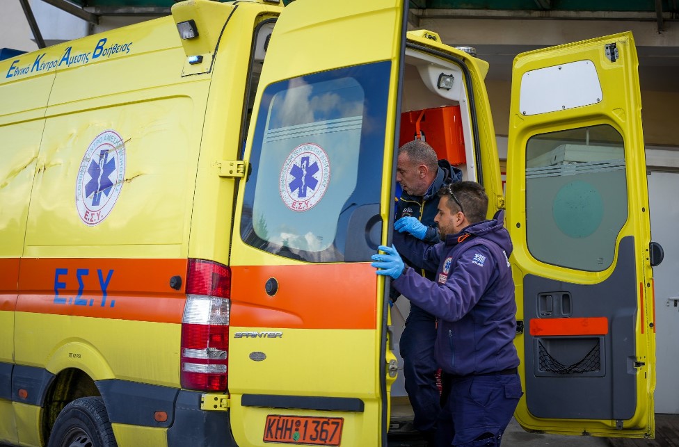 Αλεξανδρούπολη: Κατέρρευσε στα 100 μέτρα από το νοσοκομείο και του είπαν πως πρέπει να έρθει ασθενοφόρο