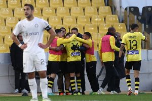 ΑΕΚ – ΟΦΗ 3-0: Ένα ακόμα μεγάλο λάθος και η Ένωση στην κορυφή